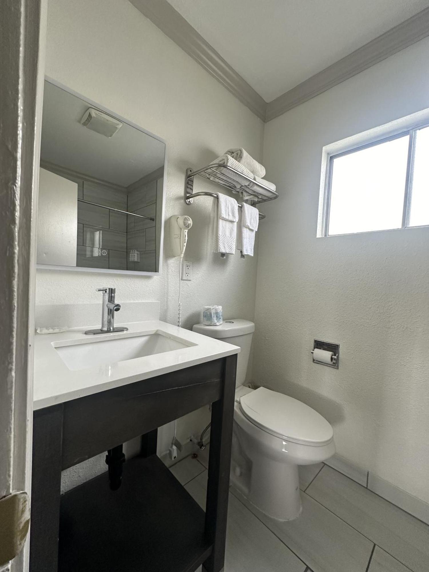 Motel Americas Value 2*