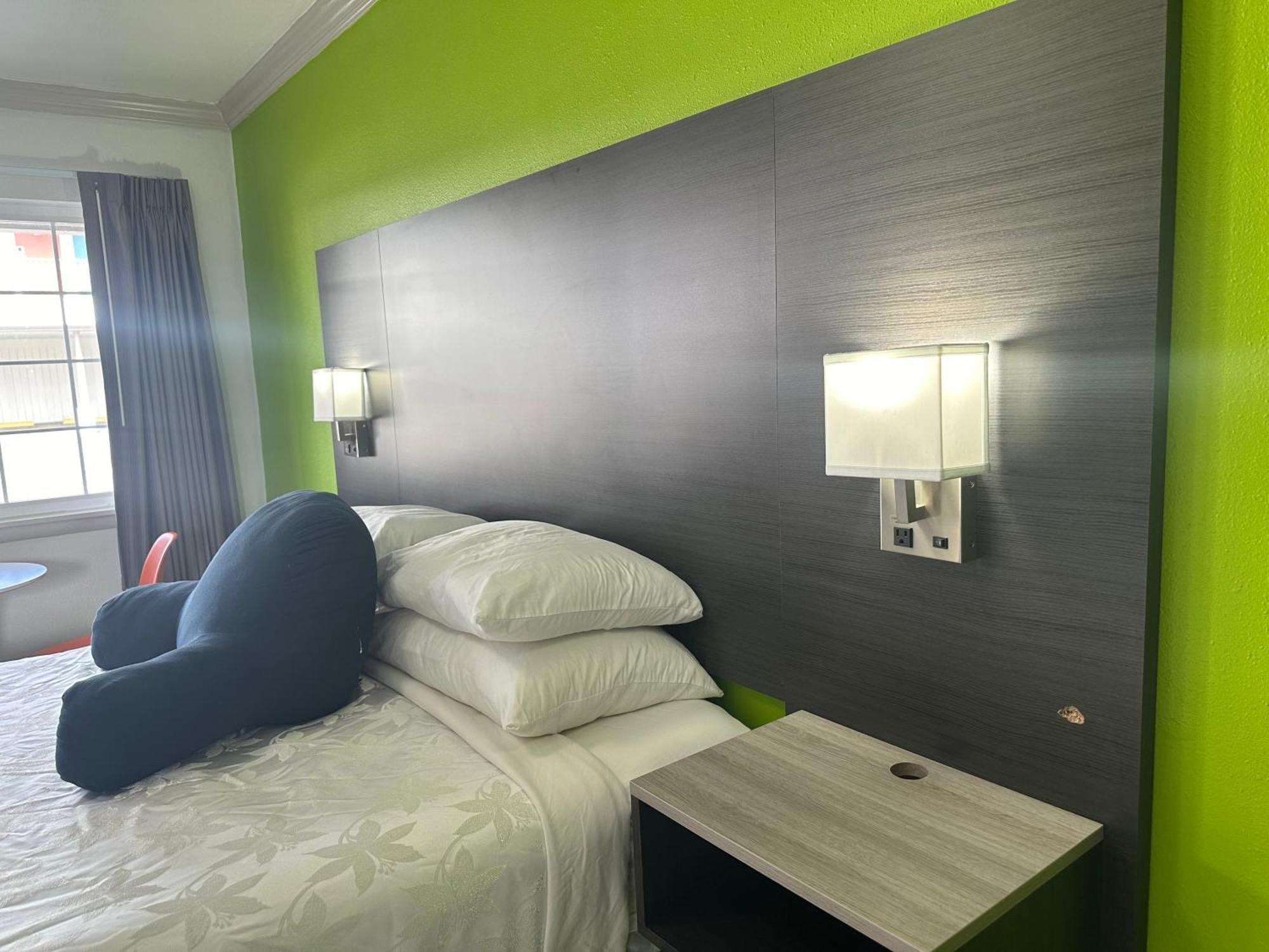 Americas Value 2* Winnemucca